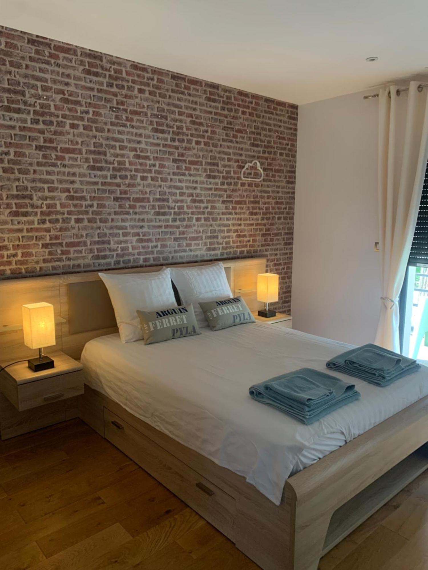La Villa Des Trois Pins Andernos-les-Bains Zewnętrze zdjęcie